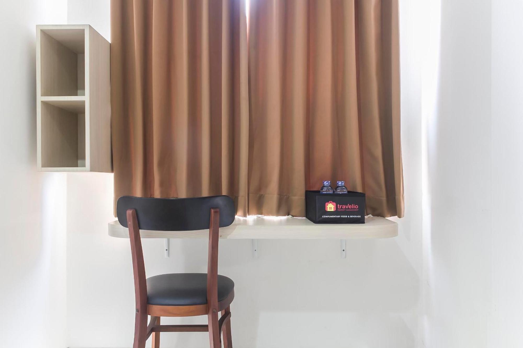 Apartemen Cozy At Elvis Tower By Travelio Bekasi